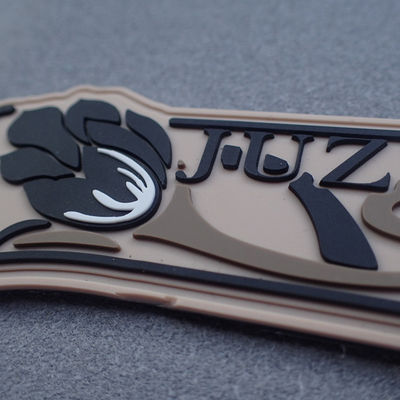 High Strength Ultrasonic Cut OEM Rubber Logo Patches