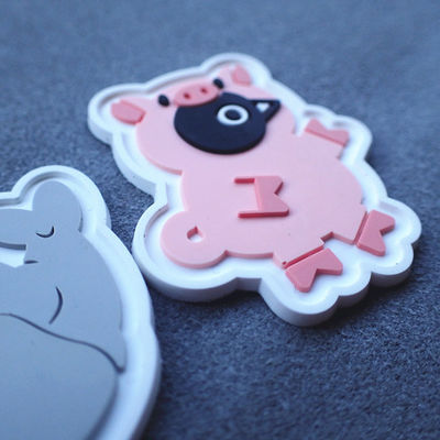 3D Carton Animal Die Cut ODM Logo Clothing Labels
