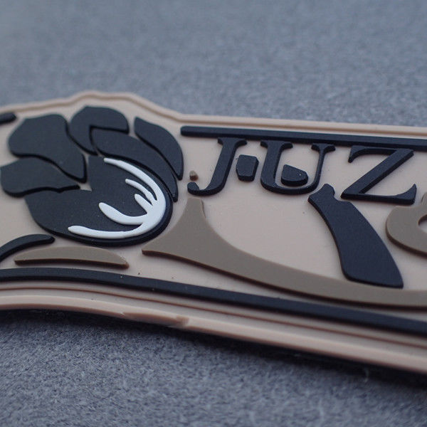 High Strength Ultrasonic Cut OEM Rubber Logo Patches