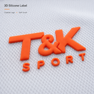 Etichette su ordinazione del trasferimento di calore dell'anti di slittamento silicone libero di progettazione 3D
