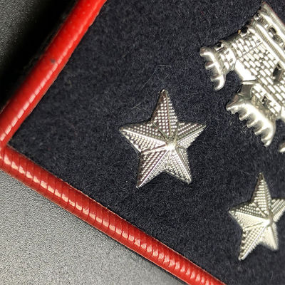 Velcro tridimensionale di LOGO Soft Rubber Badge With del metallo del distintivo 3D di tensione di TPU sulla parte posteriore
